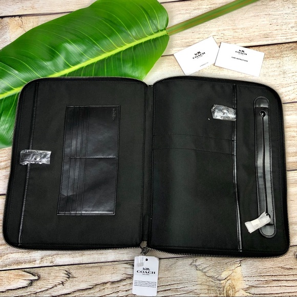 COACH • TECH CASE IN SIGNATURE CAMO COATED CANVAS - Picture 8 of 8